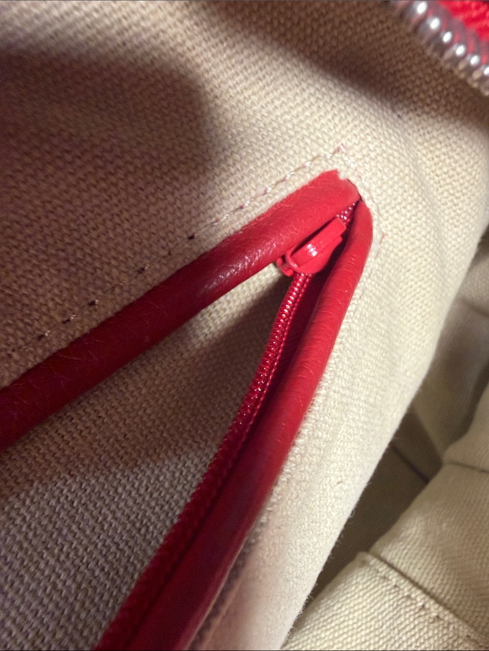Alexander McQueen Red Pebbled Leather Skull Padlock Satchel Crossbody - Picture 12 of 16